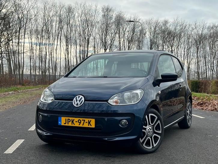 Volkswagen up! 75PK Leder - pano - stoelverw. - zwarte hemel, Auto's, Volkswagen, Particulier, up!, Airbags, Airconditioning, Bluetooth
