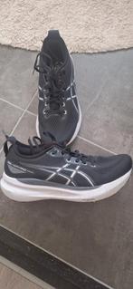 ASICS Gel Kayano 31 Heren

Maat 41, Sport en Fitness, Loopsport en Atletiek, Ophalen, Nieuw, Hardloopschoenen, Asics