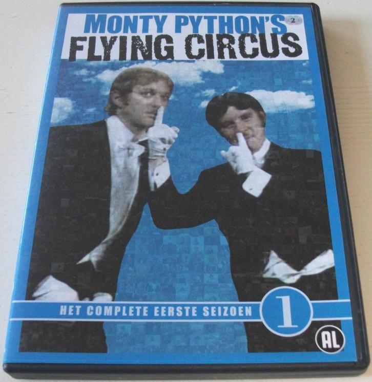 TV-Serie *** MONTY PYTHON'S FLYING CIRCUS *** Seizoen 1, Cd's en Dvd's, Dvd's | Overige Dvd's, Zo goed als nieuw, Boxset, Alle leeftijden