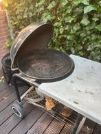Weber bbq 55 cm diameter incl tafel en hoes, Ophalen, Gebruikt