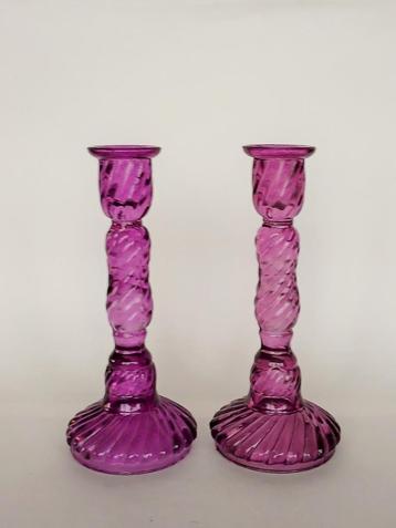 Stel Kandelaars Persglas Vintage beschikbaar voor biedingen