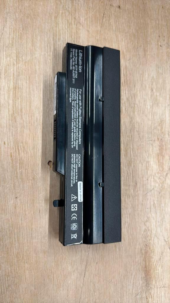 Fujitsu Siemens Medion Acuu Batterij BTP-B7K8 11.1v 7800mah, Computers en Software, Accu's en Batterijen, Zo goed als nieuw, Ophalen of Verzenden
