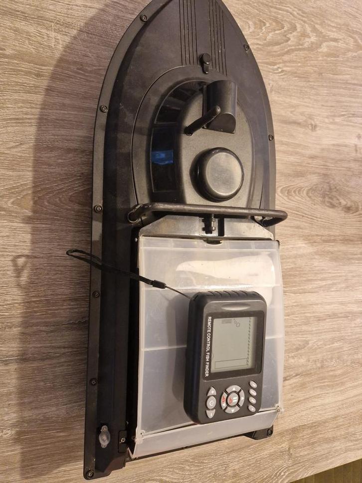 Voerboot, Watersport en Boten, Hengelsport | Karpervissen, Zo goed als nieuw, Overige typen, Ophalen of Verzenden