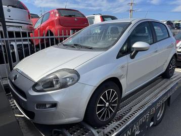 Fiat Punto EVO 1.3 M-Jet 2013 veel onderdelen voorradig  beschikbaar voor biedingen