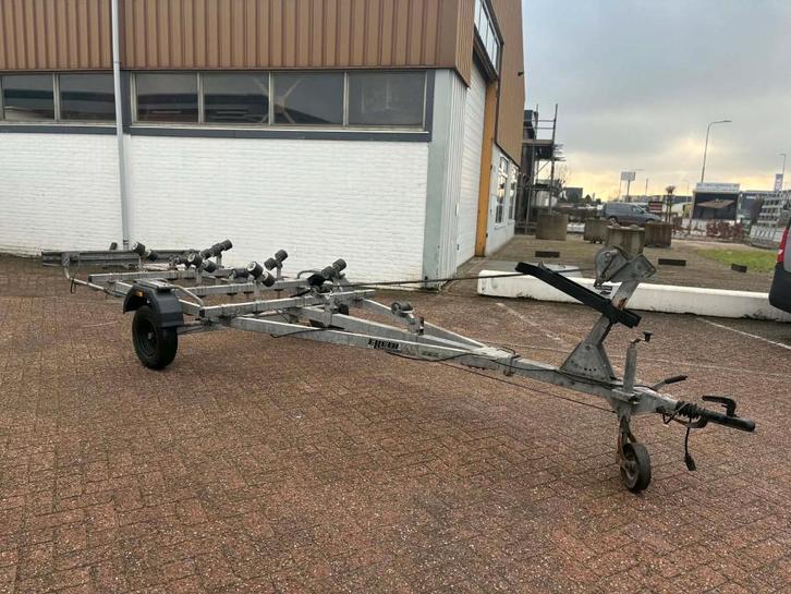Ellebi boot trailer voor boten tot 5.5 meter, Watersport en Boten, Boottrailers, Gebruikt, Overige typen, Minder dan 1500 kg, Minder dan 6 meter