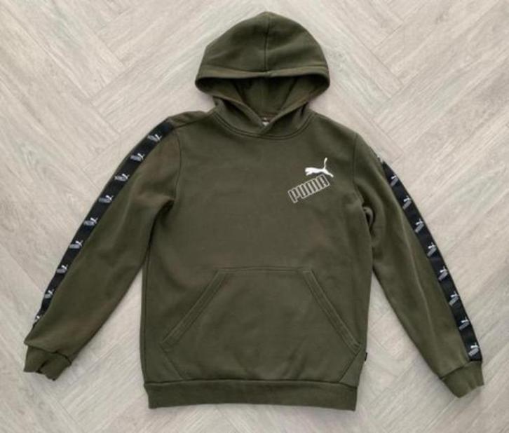 Leger groene PUMA capuchon trui, maat 158, Kinderen en Baby's, Kinderkleding | Maat 158, Zo goed als nieuw, Jongen, Trui of Vest