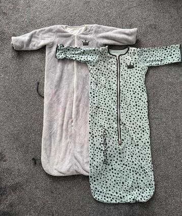 Twee puck a baby 4 seizoenen slaapzakken beschikbaar voor biedingen