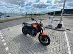 KTM Duke 890 '22, Quickshifter, Akra, Garantie!, Motoren, 2 cilinders, 890 cc, Motorrijbewijs A, Meer dan 35 kW