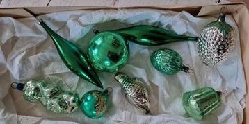 lotje van 9 zachtgroene oude kerstballen~visje~kat~walnoot beschikbaar voor biedingen