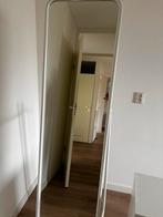 IKEA Knapper Staande Spiegel - Zo Goed Als Nieuw!, Huis en Inrichting, Woonaccessoires | Spiegels, Ophalen, Zo goed als nieuw
