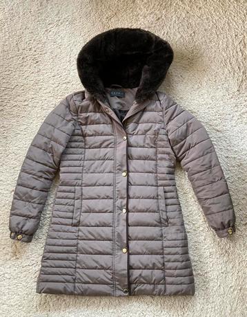 Esprit getailleerde Wnterjas Maat 38- M beschikbaar voor biedingen