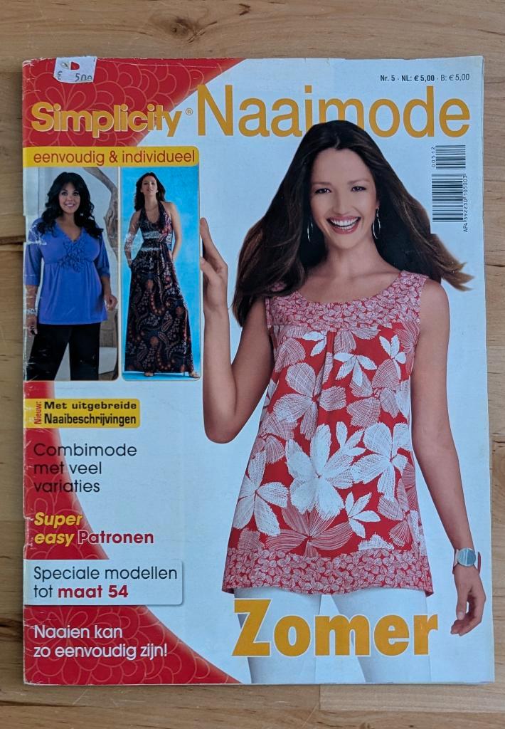 Simplicity nr 5 uit 2012 elegant, zomers, tops, rokken, Hobby en Vrije tijd, Kledingpatronen, Zo goed als nieuw, Vrouw, Overige merken