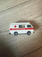 Ambulance Siku nummer 1334, Hobby en Vrije tijd, Modelauto's | 1:50, Ophalen of Verzenden, Gebruikt, Bus of Vrachtwagen, SIKU