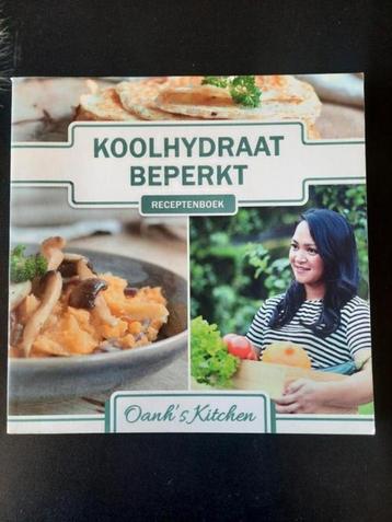 Koolhydraatbeperkt receptenboek .  Oanh Ha Thi Ngoc beschikbaar voor biedingen