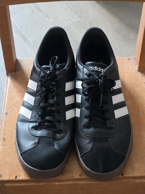 Als nieuwe zwarte adidas sneakers maat 43 1/3, Kleding | Heren, Schoenen, Zo goed als nieuw, Zwart, Ophalen