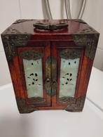 Oud chinees palissander hout juwelenkist met messing en jade, Ophalen of Verzenden