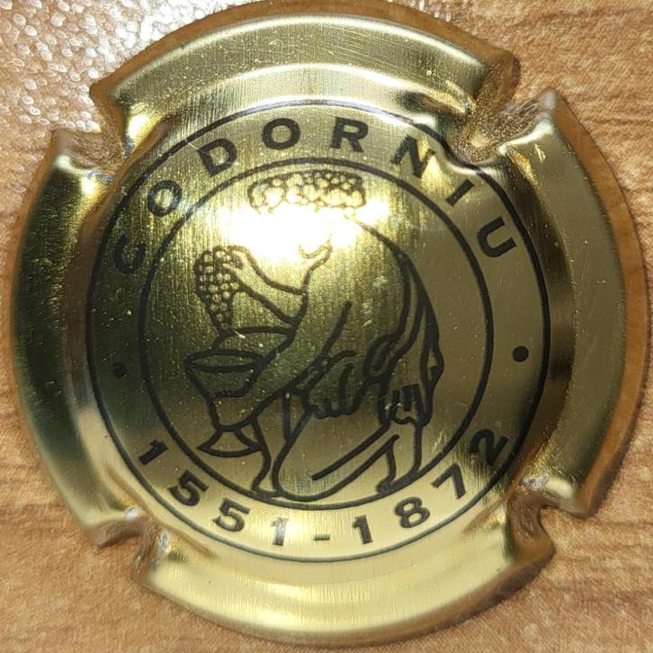 Spaanse Cavacapsule CODORNIU goud & zwart nr.16, Verzamelen, Wijnen, Nieuw, Overige typen, Spanje, Ophalen of Verzenden