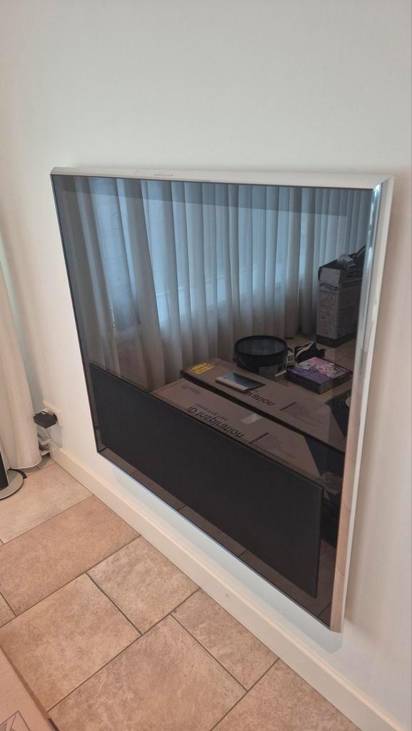 Bang & Olufsen BeoVision 10-40 - Design TV, Huis en Inrichting, Woonaccessoires | Spiegels, Ophalen of Verzenden