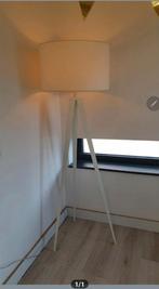 ZUIVER Driepoot vloerlamp wit!, Huis en Inrichting, Lampen | Vloerlampen, Ophalen, 150 tot 200 cm