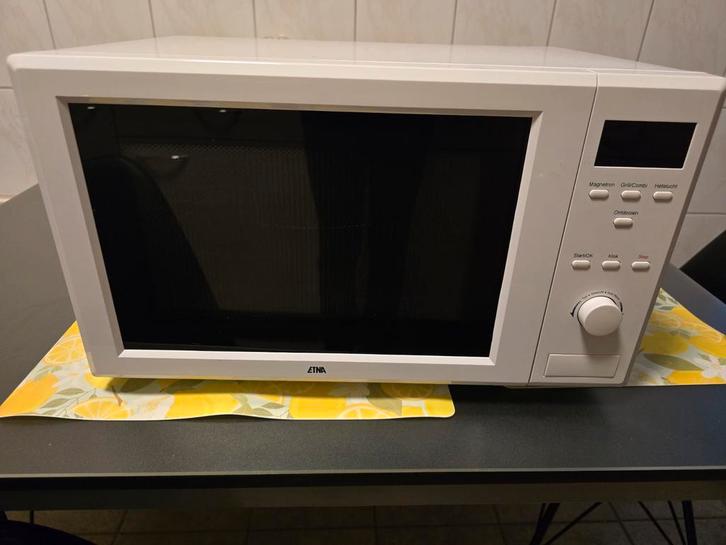 ETNA combimagnetron Wit, Witgoed en Apparatuur, Magnetrons, Zo goed als nieuw, Oven, Draaiplateau, Ophalen of Verzenden