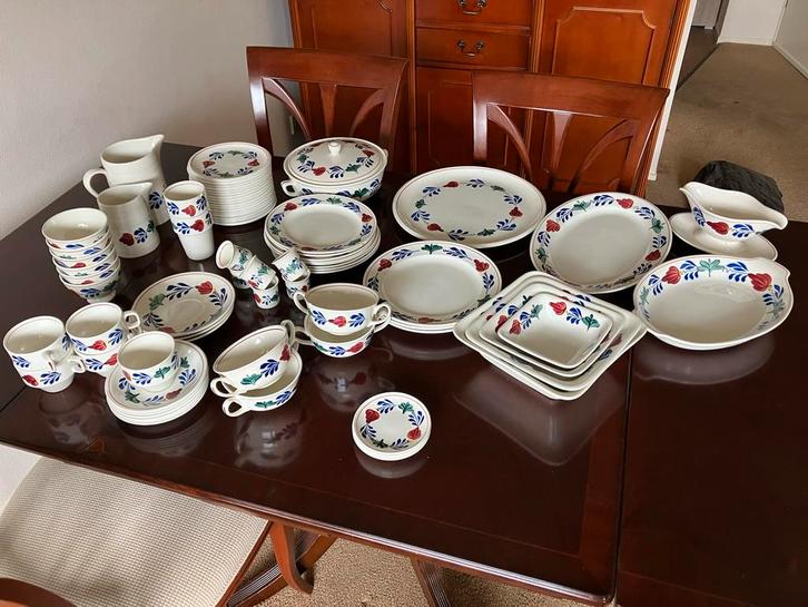 Boch Boerenbond  Servies - Handgeschilderd België Ant, Antiek en Kunst, Antiek | Servies compleet, Ophalen