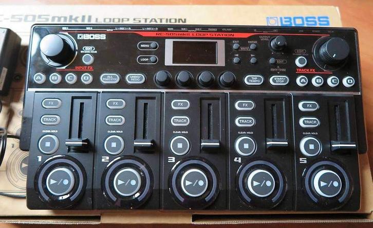 BOSS RC 505 MK2 5-kanaals loop-apparaat, Muziek en Instrumenten, Effecten, Zo goed als nieuw, Chorus, Delay of Echo, Distortion, Overdrive of Fuzz