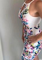 Bloemen print jurk maat M, Kleding | Dames, Jurken, Verzenden, Zo goed als nieuw
