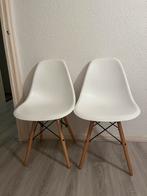 2 Witte Kuipstoelen, Ophalen, Kunststof, Gebruikt, Twee