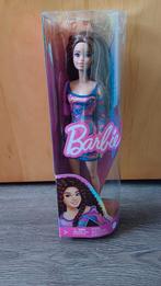 Barbie fashionista 206, Verzamelen, Poppen, Ophalen of Verzenden, Zo goed als nieuw, Pop