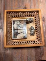 Houten bakje 18x18cm met twee olifantjes en doosje schelpjes, Ophalen, Zo goed als nieuw