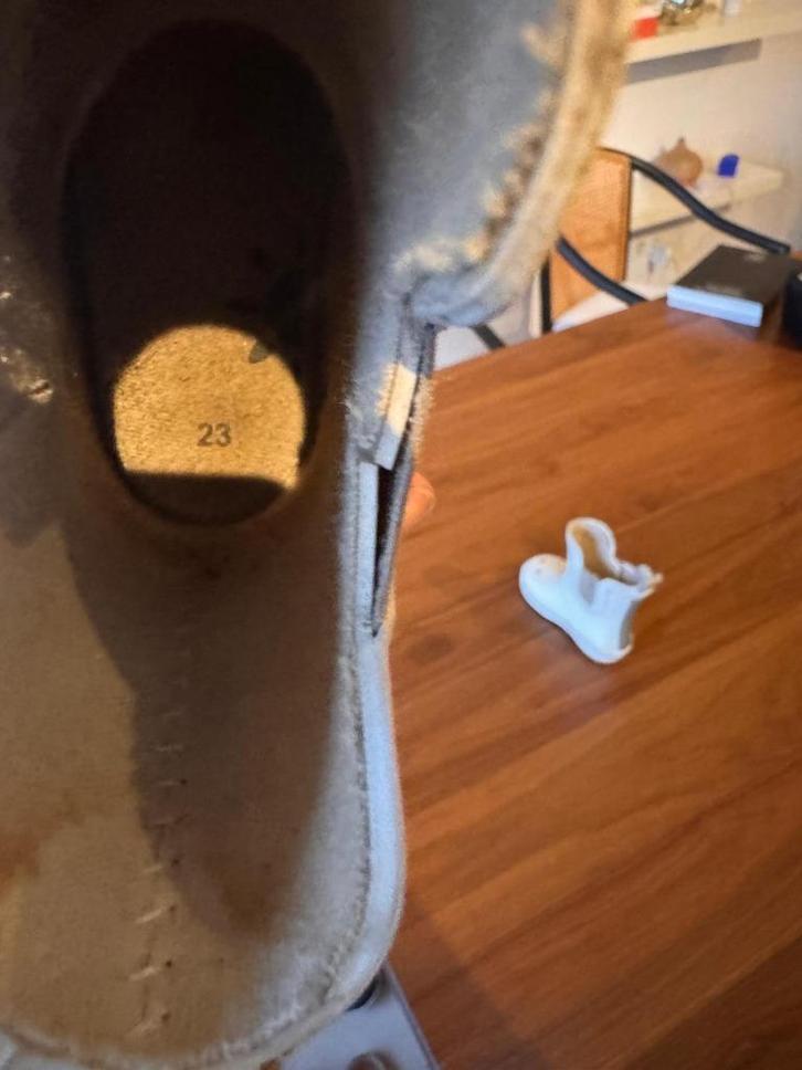 Nijntje witte regenlaarsjes maat 23, Kinderen en Baby's, Kinderkleding | Schoenen en Sokken, Gebruikt, Laarzen, Jongen of Meisje