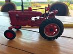 Mc Cormick Farmall schaalmodel, Hobby en Vrije tijd, Ophalen, Gebruikt, Tractor of Landbouw