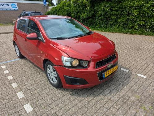 Chevrolet Aveo 1.2 ECOTek 2012 Airco + Cruise Bumper schade, Auto's, Chevrolet, Particulier, Aveo, ABS, Airbags, Airconditioning