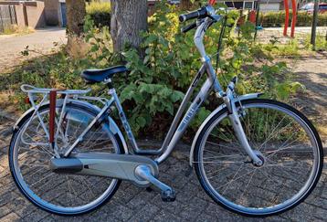 te koop rih damesfiets in nette staat beschikbaar voor biedingen