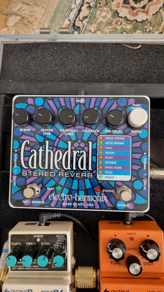 Electro-Harmonix Cathedral Stereo Reverb Pedaal, Muziek en Instrumenten, Effecten, Zo goed als nieuw, Reverb, Ophalen