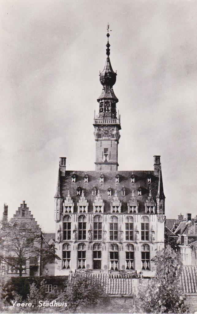 03913 Veere - Stadhuis - 1960, Verzamelen, Ansichtkaarten | Nederland, Ongelopen, Zeeland, 1960 tot 1980, Verzenden