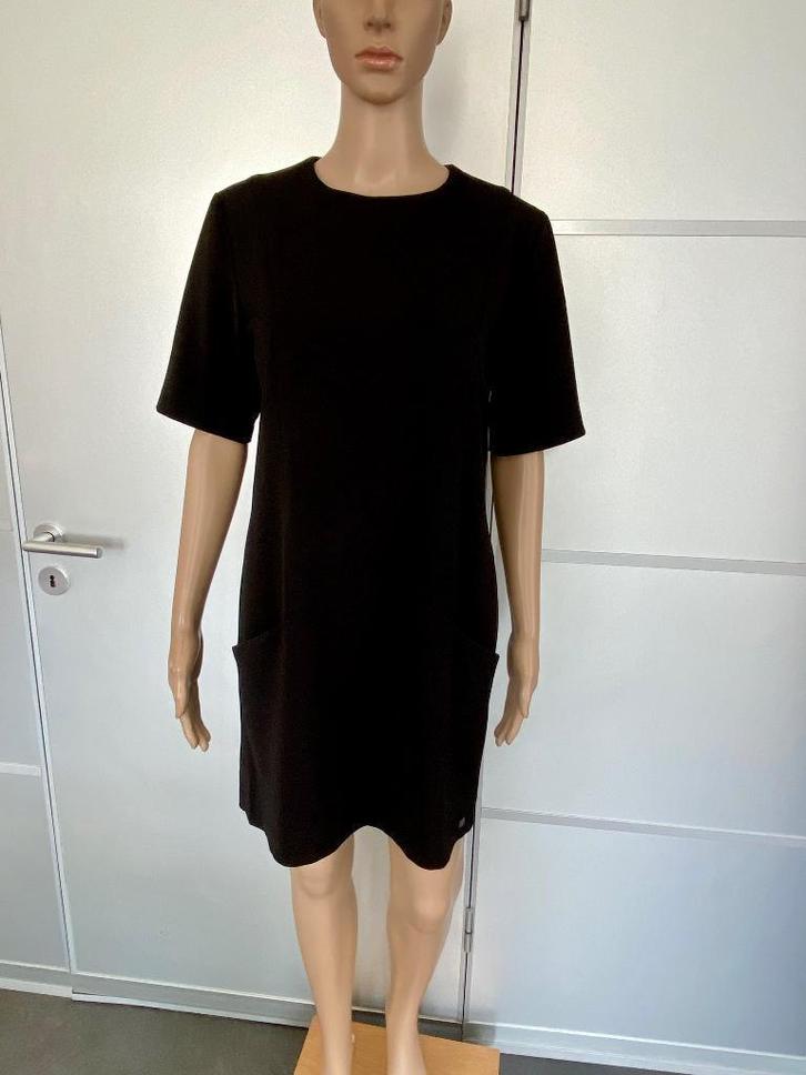 J582 Josh V maat 36=S jurk jurkje basic zwart, Kleding | Dames, Jurken, Zo goed als nieuw, Maat 36 (S), Zwart, Boven de knie, Ophalen of Verzenden
