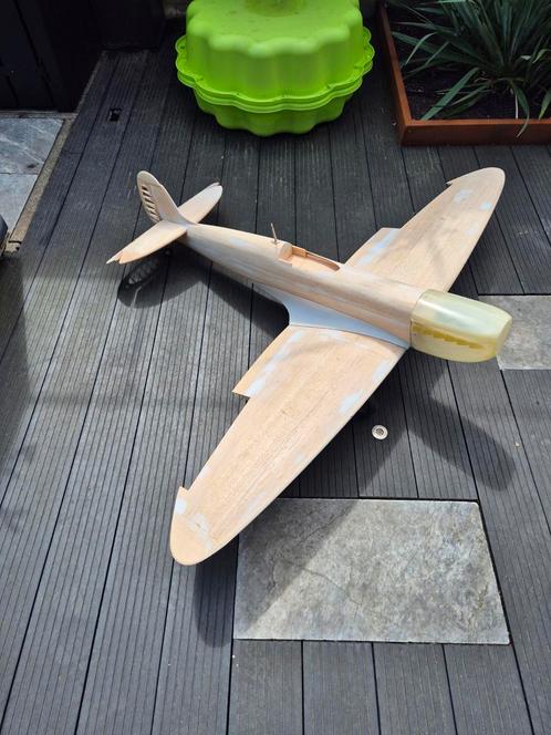 Top Flite Gold Edition., Hobby en Vrije tijd, Modelbouw | Vliegtuigen en Helikopters, 1:72 tot 1:144, Overige merken, Ophalen