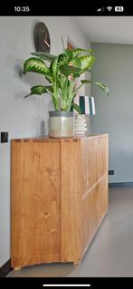 Massief houten kast / dressoir. Teakhout, Huis en Inrichting, Kasten | Overige, Ophalen, Zo goed als nieuw