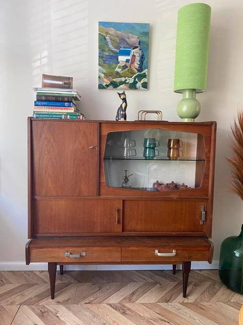 Mid-century Highboard Vintage Vitrinekast, Huis en Inrichting, Kasten | Dressoirs, Gebruikt, 100 tot 150 cm, 25 tot 50 cm, Met lade(s)