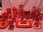 Vintage Waechtersbach rood hartjes servies, Verzenden, Gebruikt, Overige stijlen, Compleet servies