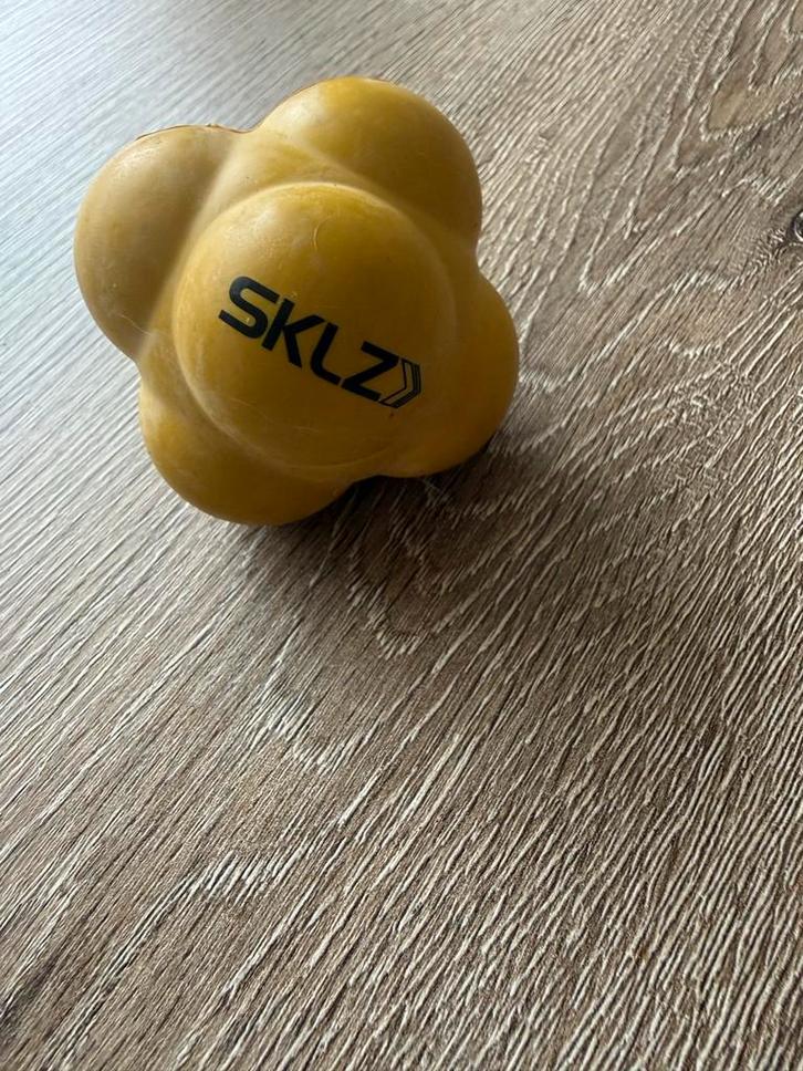 SKLZ Reaction Ball - Verbeter je reactiesnelheid!, Sport en Fitness, Fitnessmaterialen, Zo goed als nieuw, Overige typen, Armen