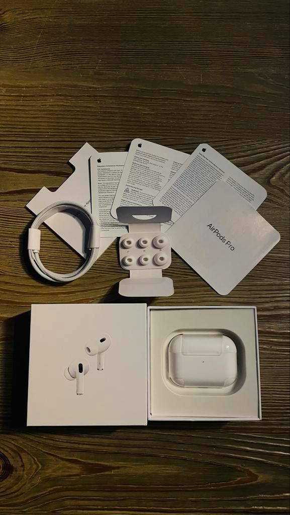 Gloednieuwe AirPods Pro (2e generatie), Audio, Tv en Foto, Koptelefoons, Nieuw, Draadloos, Ophalen of Verzenden