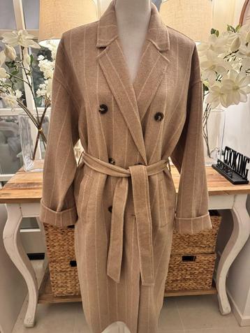 Beige, gestreepte tussenjas Zara, M/38, wol mix, ZGAN. beschikbaar voor biedingen