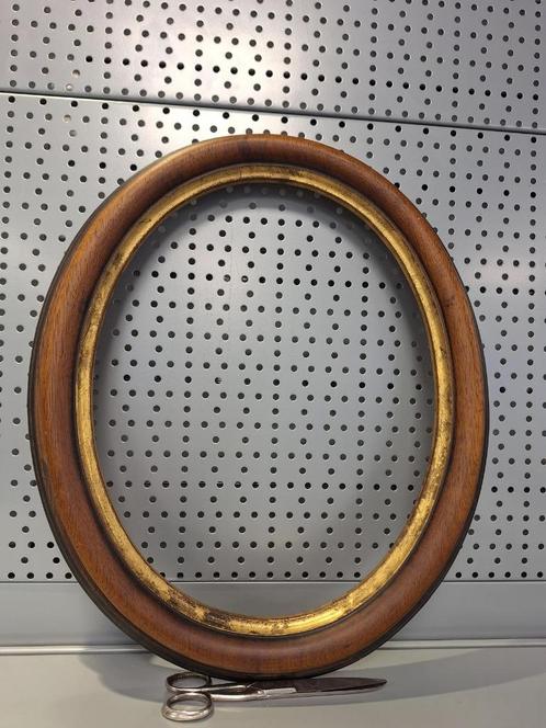 Ovale houten lijsten, Huis en Inrichting, Woonaccessoires | Schilderijen, Tekeningen en Foto's, Zo goed als nieuw, Foto of Poster