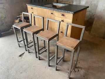 Industriële Barkruk Metaal/Hout beschikbaar voor biedingen