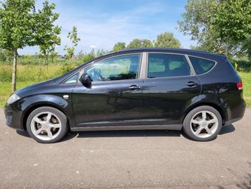Seat Altea XL 1.2 TSI, airco, lmv, privacy glas, cruise, NAP beschikbaar voor biedingen