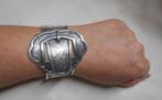Zilveren antieke grote gesp armband nr.572