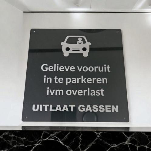 ZWART ACRYL AANDUIDINGSBORD 30X30CM GEGRAVEERD IN DIV. MATEN, Huis en Inrichting, Woonaccessoires | Tekstborden en Spreuken, Nieuw