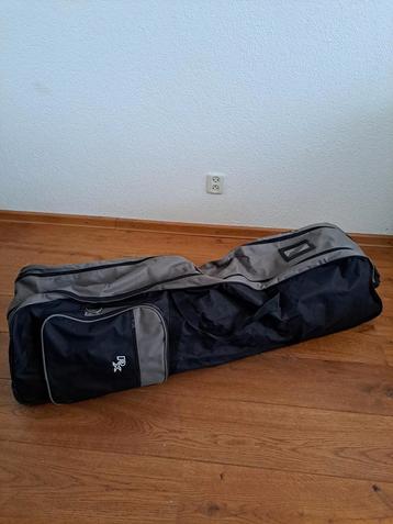 Reistas /travelbag 'RX' tbv golftas beschikbaar voor biedingen